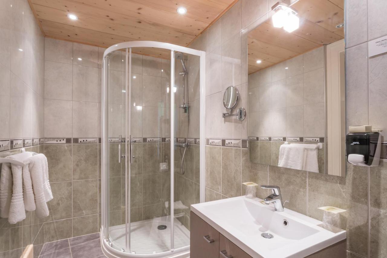 Hotel Restaurant Collin Ferrette Екстер'єр фото